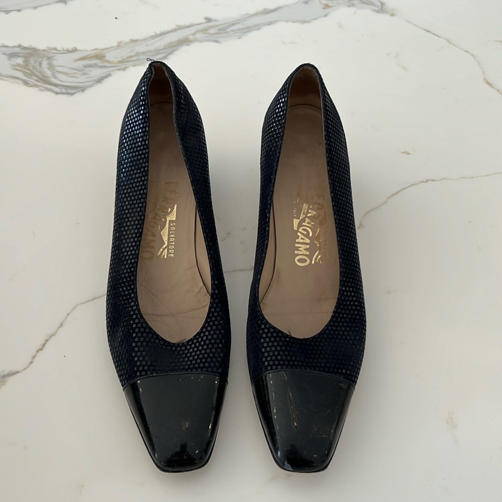 Navy Ferragamo short heel spotted leather toe